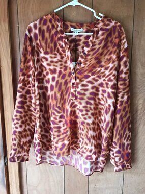 Maison d’Amélie Paris Leopard Print Blouse Size L NWT half Button Front Top